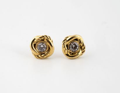 David YURMAN 
Pair of earrings in yellow...