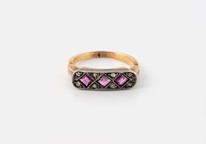 Yellow gold (375) and silver (800) ring set...