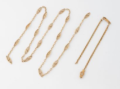 Lot of yellow gold (750) chain and bracelet...