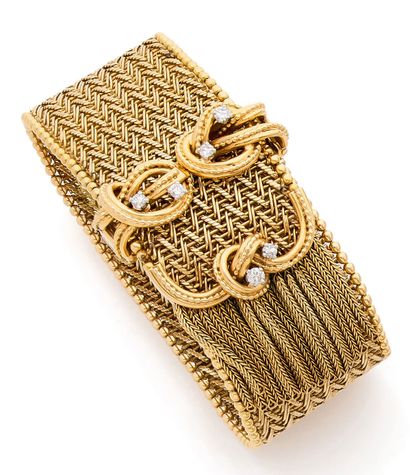 Large yellow gold (750) herringbone-braided...