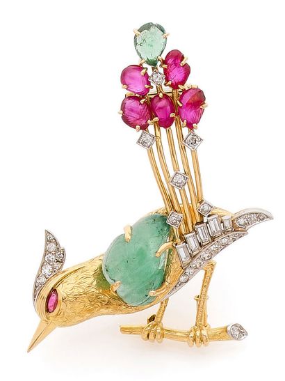 Beautiful hinged bird lapel clip in chased...