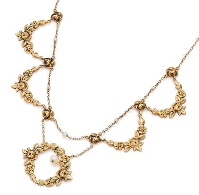 Drapery necklace in 750 thousandths gold,...