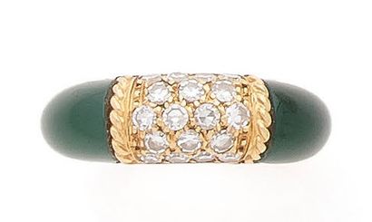 VAN CLEEF & ARPELS
Yellow gold (750) 