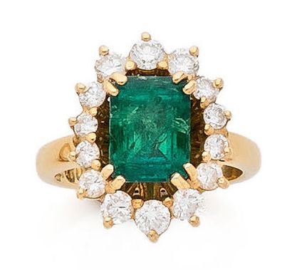 FROJO
Yellow gold (750) daisy ring centered...