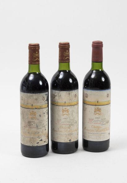 CHÂTEAU MOUTON ROTHSCHILD
3 bottles, 1983.
GCC1...