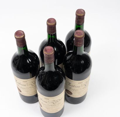 CHÂTEAU ROUDIER
5 magnums, 1985.
Montagne-Saint-Emilion.
High...