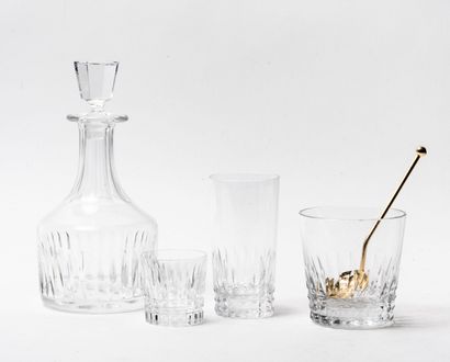 BACCARAT
Partie de service en cristal modèle...