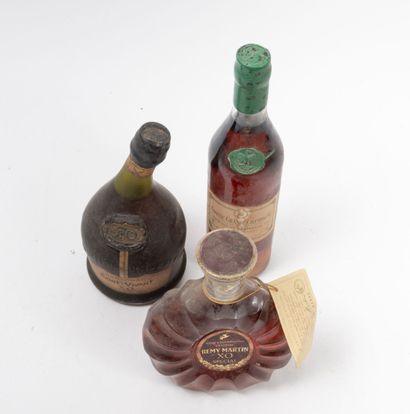 COGNAC
1 carafe n°DZ884.
Fine Champagne.
Remy...