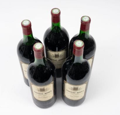 CHÂTEAU MOULA
5 magnums, 1982.
Haut-Medoc.
Claude...