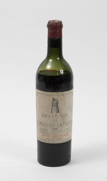 CHÂTEAU LATOUR
1 bottle, 1945.
GCC1 Pauillac.
Low...
