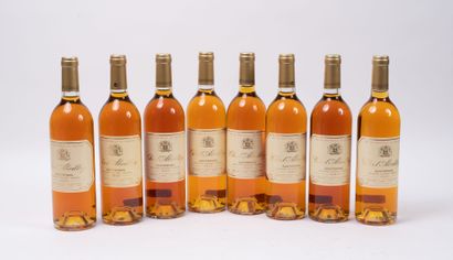 CLOS L'ABEILLEY
7 bottles, 1993.
Sauternes.
Neck...