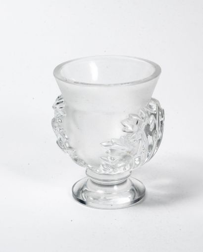 LALIQUE FRANCE 
Vase model Saint Cloud.
Proof...