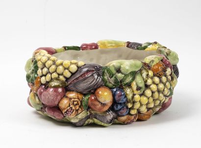 CHRISTIAN DIOR 
Oval cup.
In earthenware...