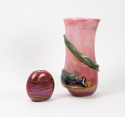 Gabriel MILESI (XXème)
Two vases.
In blown...