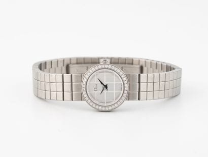 DIOR
Bracelet watch model D in silver-plated...