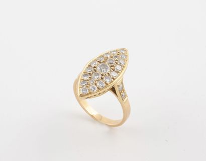 Yellow gold (750) marquise ring set with...