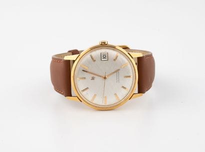LIP
Men's wristwatch.
Round case in yellow...