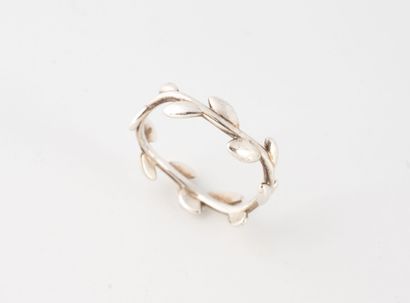 TIFFANY Co et Paloma Picasso
Bague en argent...