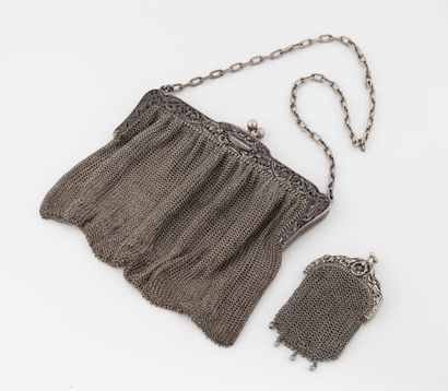 Sac du soir et petite bourse en argent (800)...