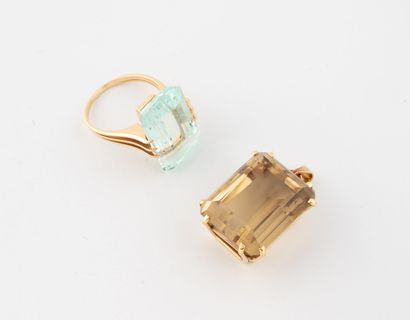Yellow gold (750) ring and pendant holding...