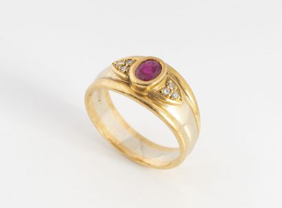Bague bandeau en ors (750) jaune et gris...
