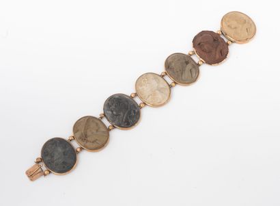 Yellow gold (375) bracelet with seven lava...
