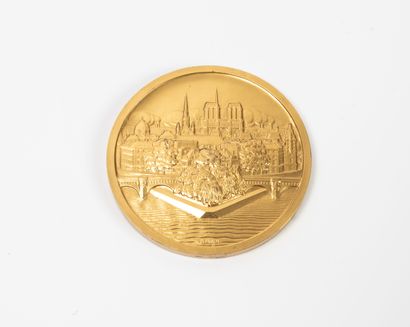D'après P. TURINI pour la Monnaie de Paris
L'Île...