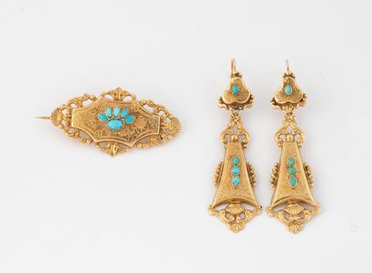 Pair of earrings and small brooch in yellow...