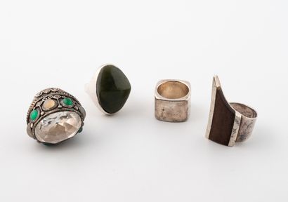 Four rings
* Three in silver (800) :
- one...