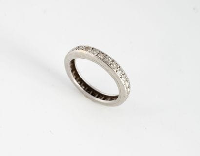 American wedding band in platinum (850) set...
