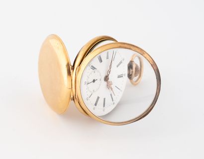 Pocket watch in yellow gold (750).
Plain...