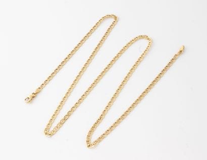 Yellow gold (750) marine link necklace. 
Lobster...
