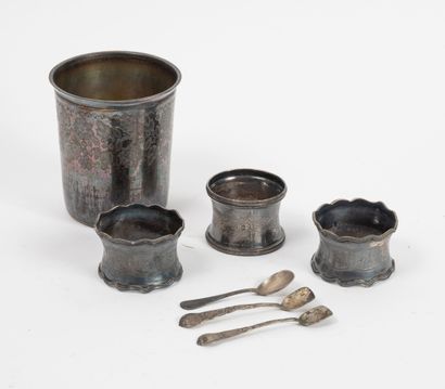 Lot d'objets en argents (950 et 800) comprenant...