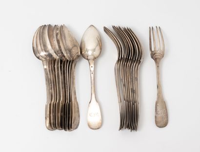 Douze couverts de table en argent (950),...