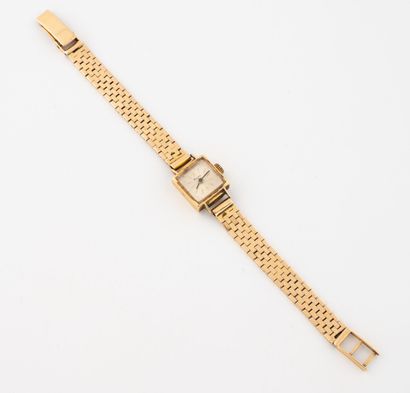 LIP et MAJIC
Ladies' wristwatch in yellow...