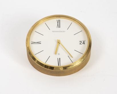 JAEGER LECOULTRE
Gilt brass desk clock.
Signed...