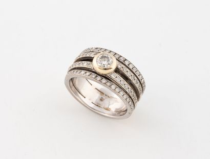 Bague bandeau en ors (750) jaune et gris...