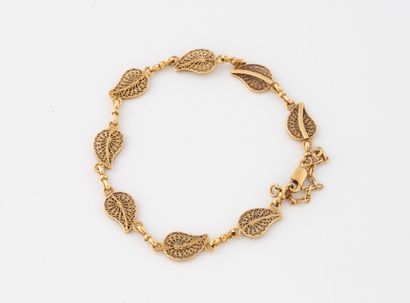 Yellow gold (750) bracelet with filigree...