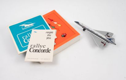 GAMA
Concorde.
L. : 32 cm.
Petites rayures...