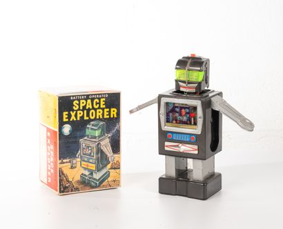 Y JAPON
Space Explorer.
H. : 20,5 cm.
Infimes...