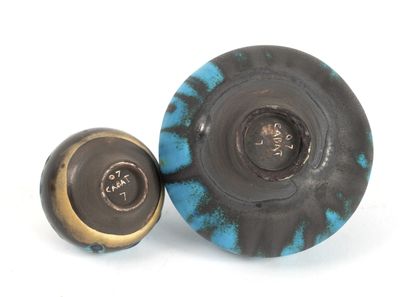 Rose CABAT (1914-2015)
Deux vases boules.
En...