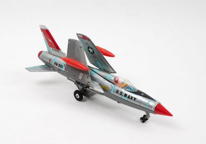 Y JAPON
F-105 I Plane Thunderchief Jet Fighter.
L....