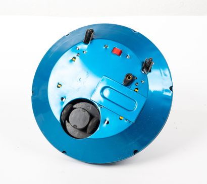 TM JAPON
Space Surveyor X-12.
10 x 19 cm.
Infimes...