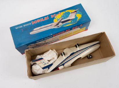 TN JAPON
Douglas DC-9.
L. : 40 cm.
Petites...