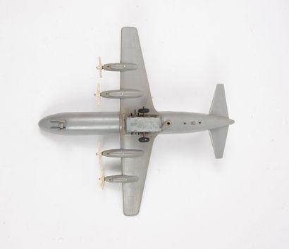 MARX TOYS 
Propeller Airplane.
L. : 37 cm.
Petites...