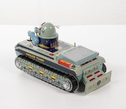 HONG KONG
Space Tank.
L. : 24 cm.
Infimes...