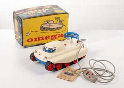 URSS
Omega.
13 x 24 cm.
Petites rayures.
Avec...