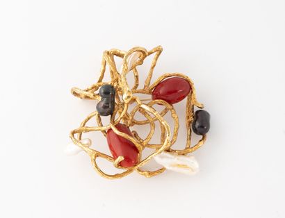 Gilbert ALBERT
Freeform yellow gold (750)...