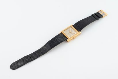 JAEGER LECOULTRE
Beautiful men's wristwatch....