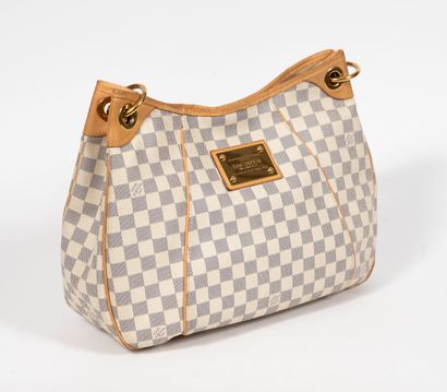 Louis VUITTON Paris
Sac de dame Galliera...